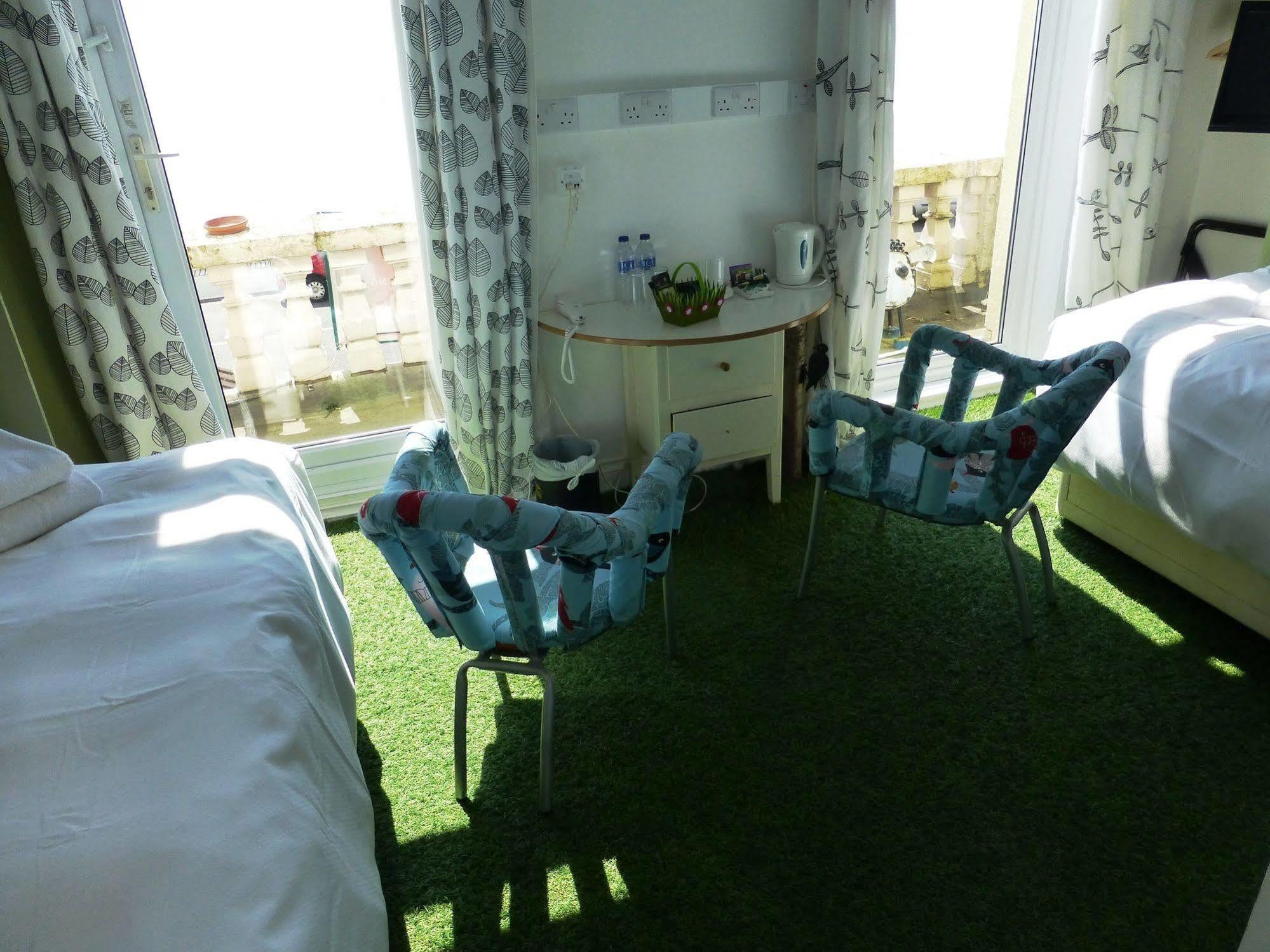 The Hotel Continental Харуич Екстериор снимка