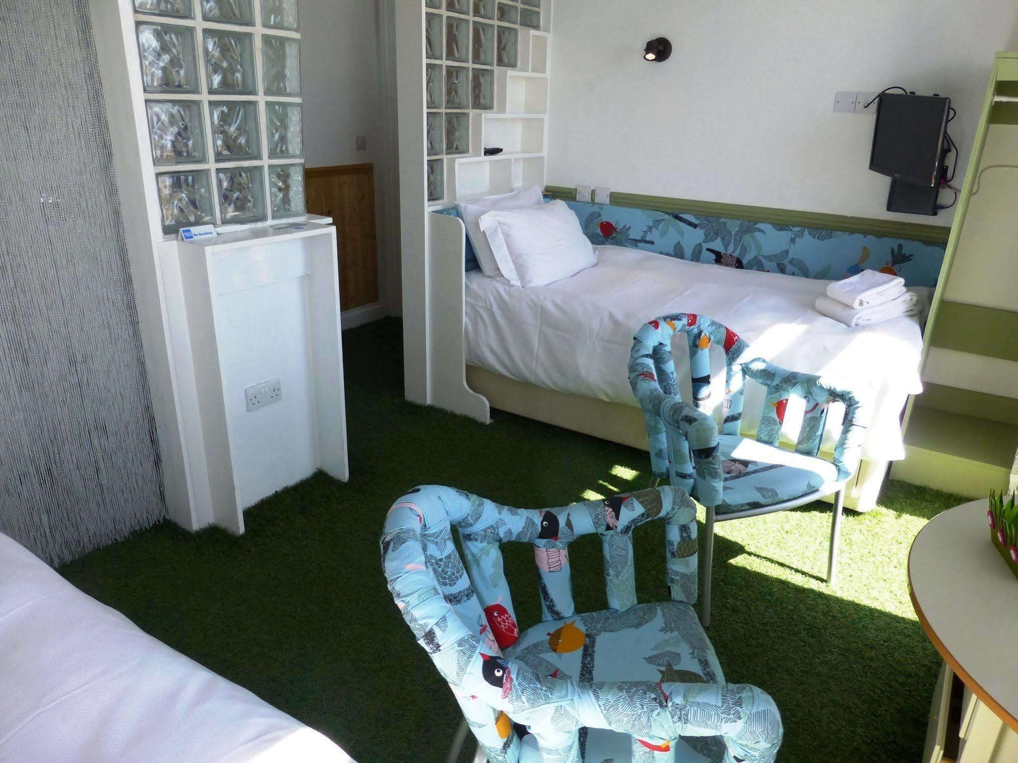 The Hotel Continental Харуич Екстериор снимка