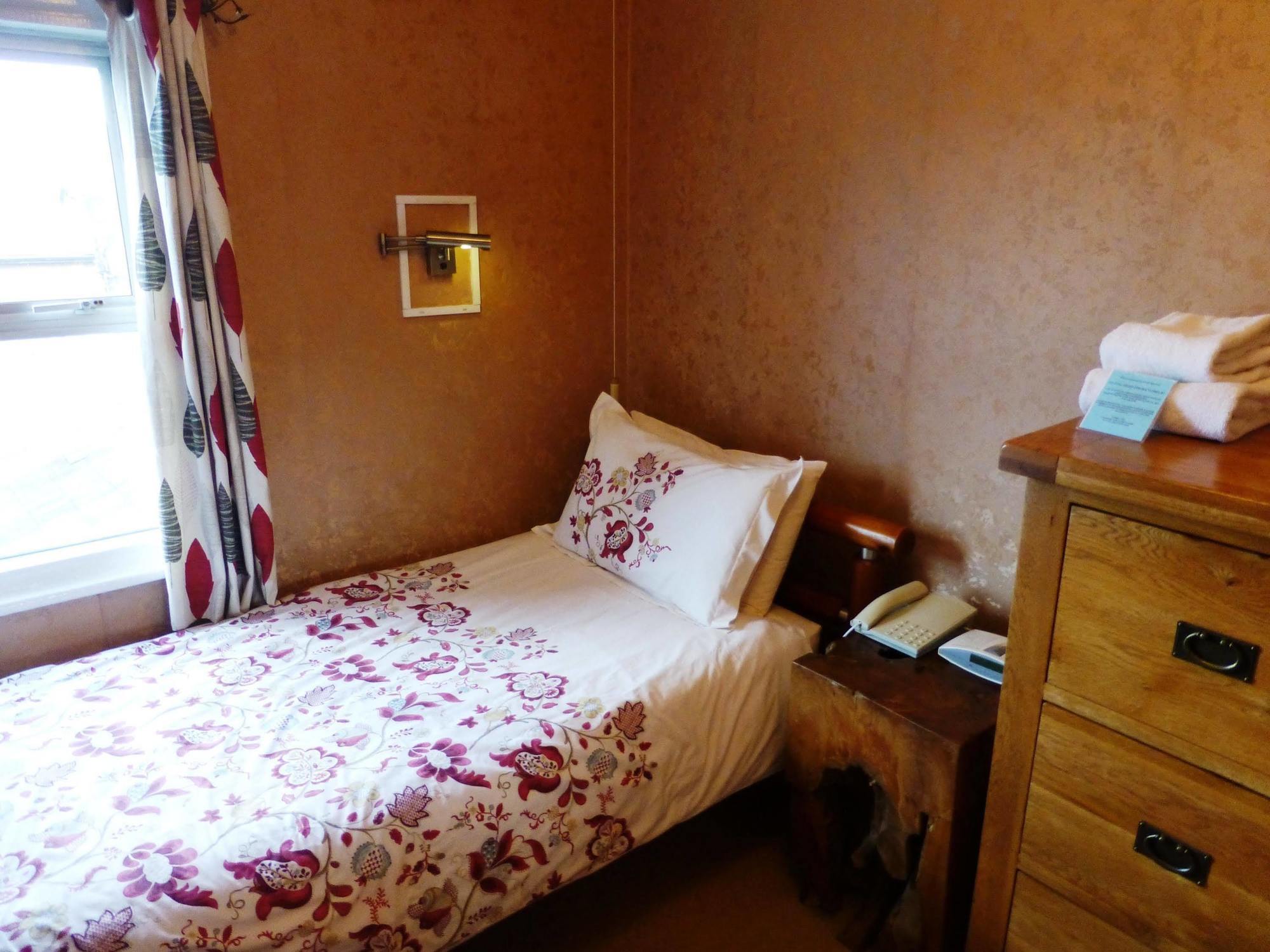 The Hotel Continental Харуич Екстериор снимка